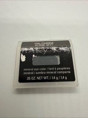 Mary Kay Mineral Eye Color — Coal Charbon Charcoal Shade